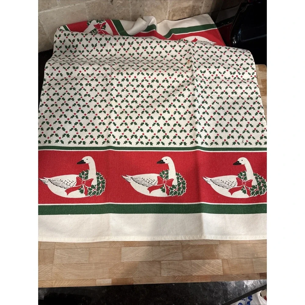 Vintage Christmas Kitchen Towel Geese Goose Cottagecore Grandmacore